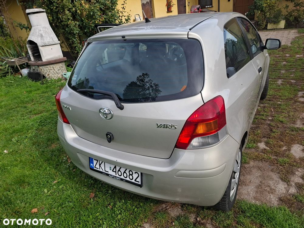 Toyota Yaris - 3