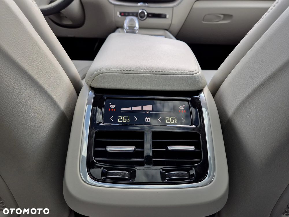 Volvo XC 60 B4 D AWD Geartronic Inscription - 7