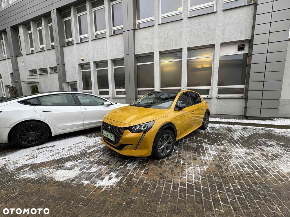 Peugeot 208 Allure - 2