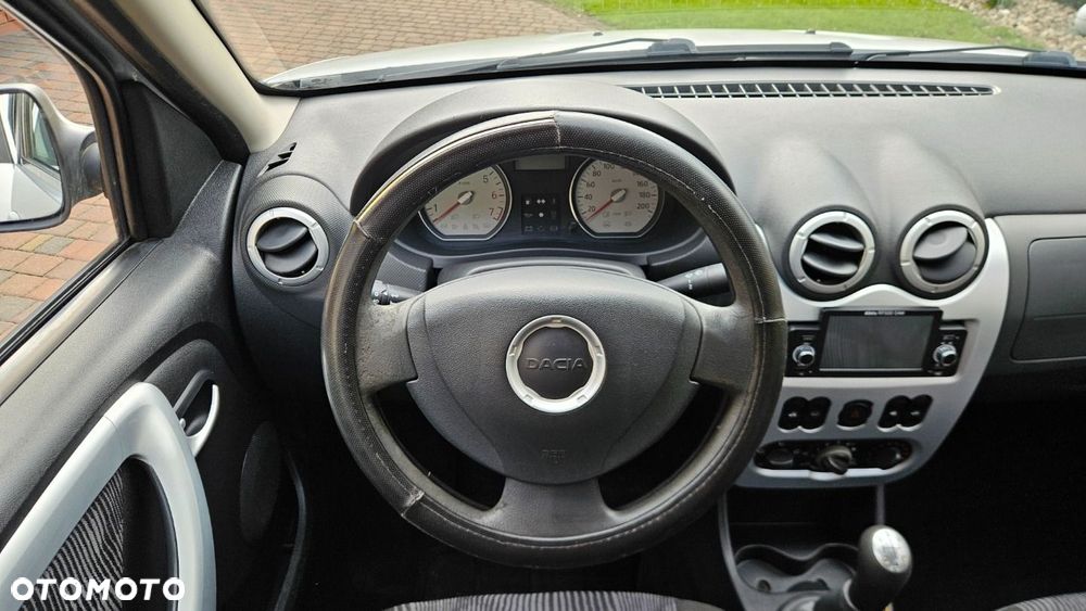 Dacia Sandero 1.6 Laureate - 14