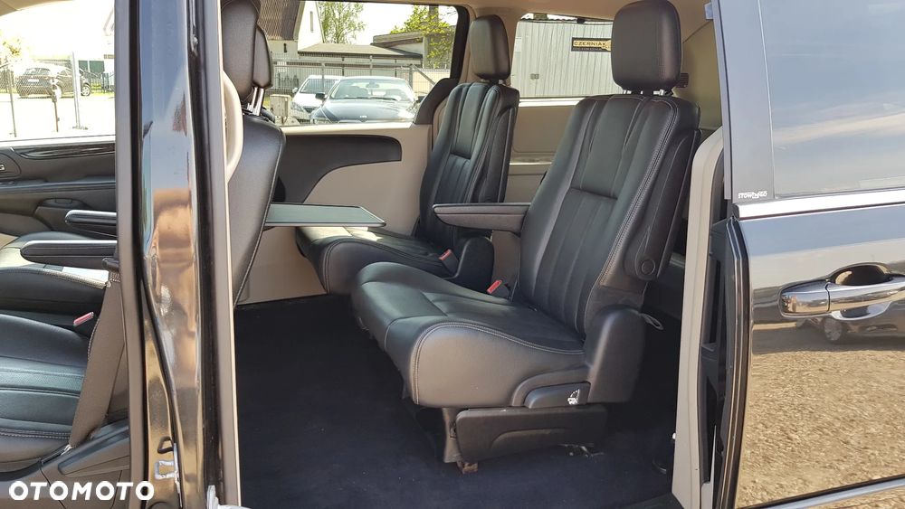 Lancia Voyager 2.8 CRD16v Gold - 10