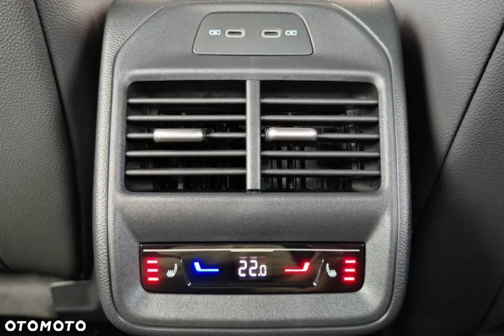 Skoda Superb 1.5 TSI Sportline DSG - 24