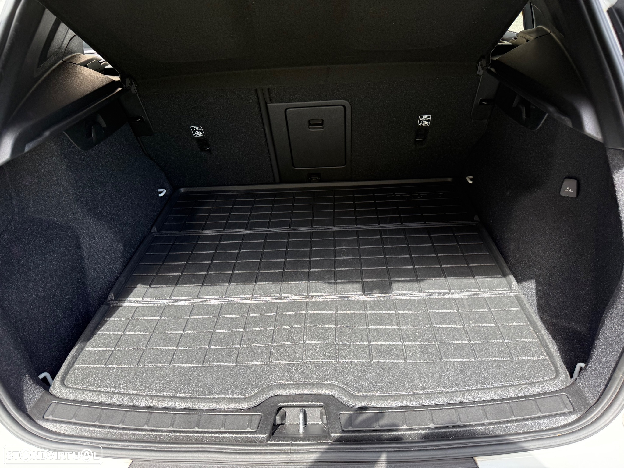 Volvo XC 40 1.5 T2 Momentum Plus - 5