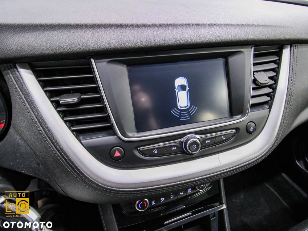 Opel Grandland X 1.2 T Enjoy S&S - 19