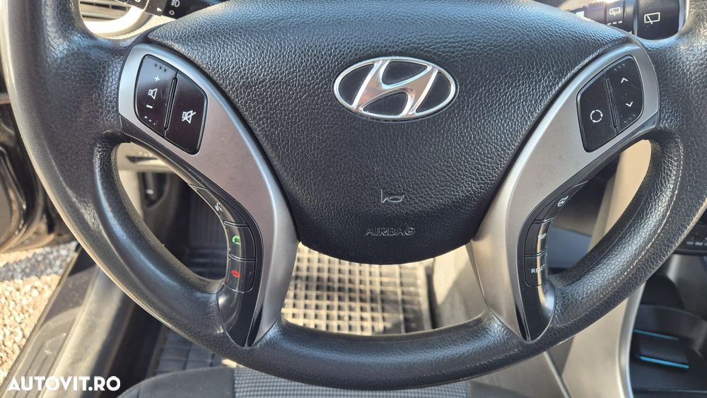 Hyundai i30 i30cw 1.4 CRDi Classic - 14