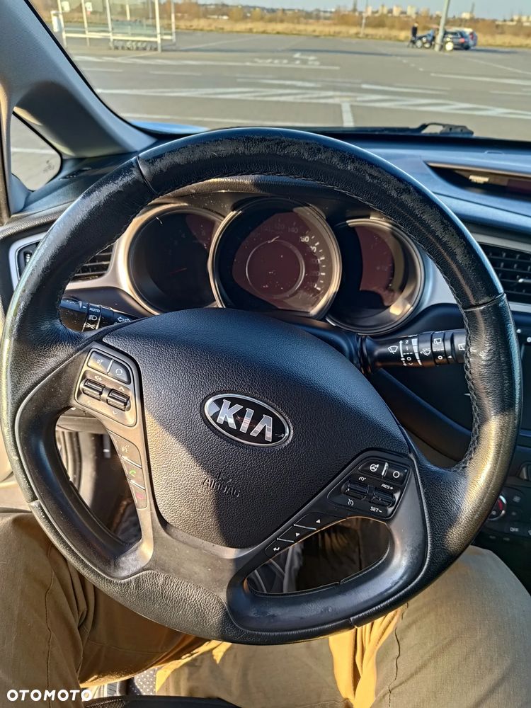Kia Ceed 1.6 CRDi M - 8