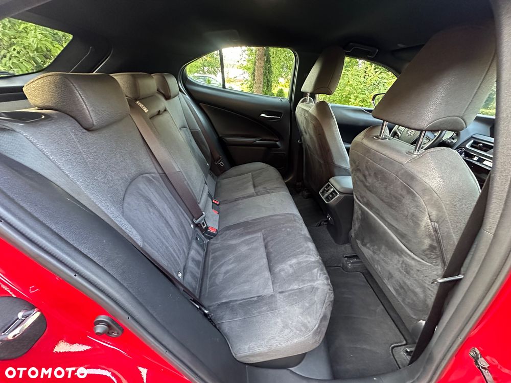 Lexus UX 250h Prestige 2WD - 9