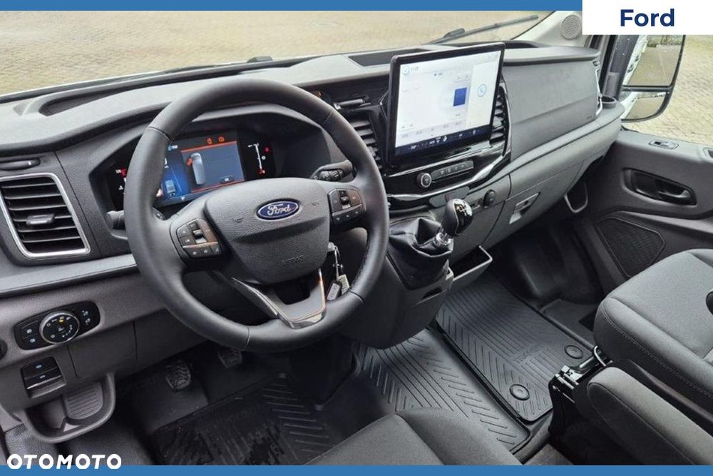 Ford Transit 350 L2H2 Trend 2.0 130KM - 11