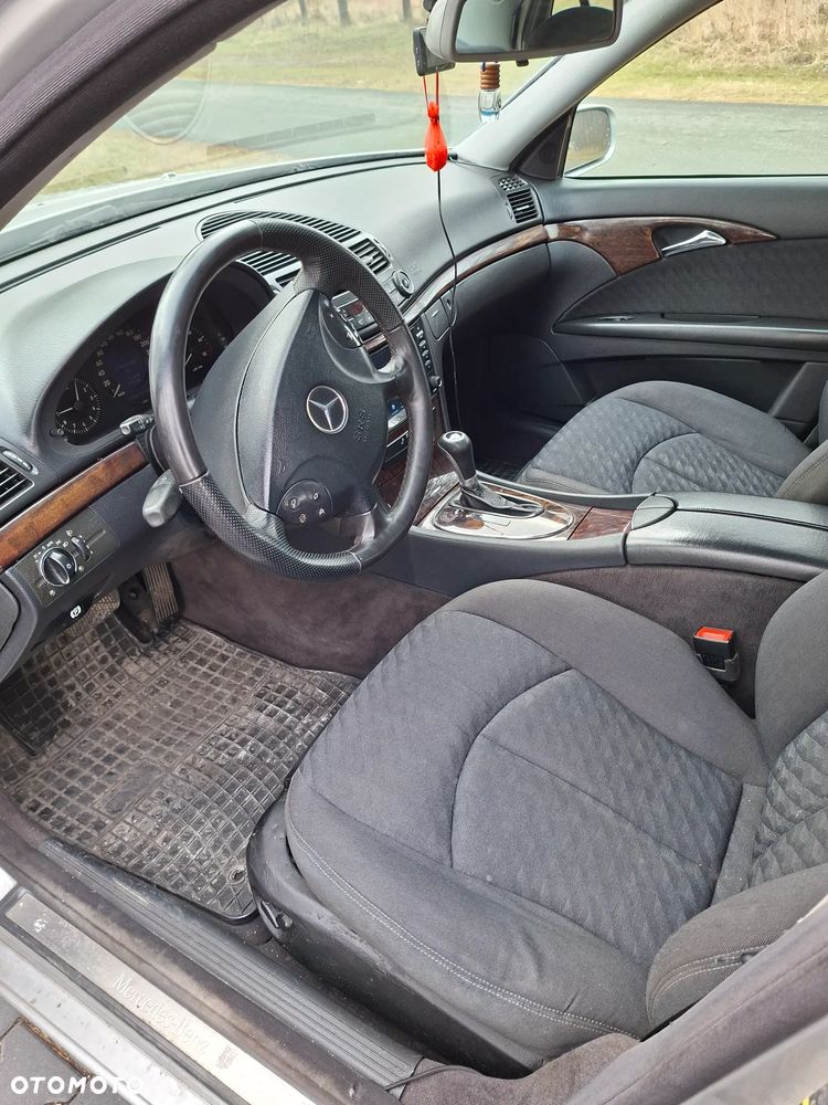 Mercedes-Benz Klasa E 220 CDI Automatik Avantgarde DPF - 14