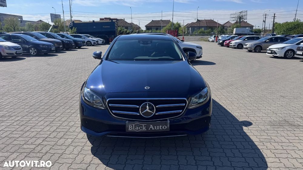 Mercedes-Benz E 300 Aut. - 3