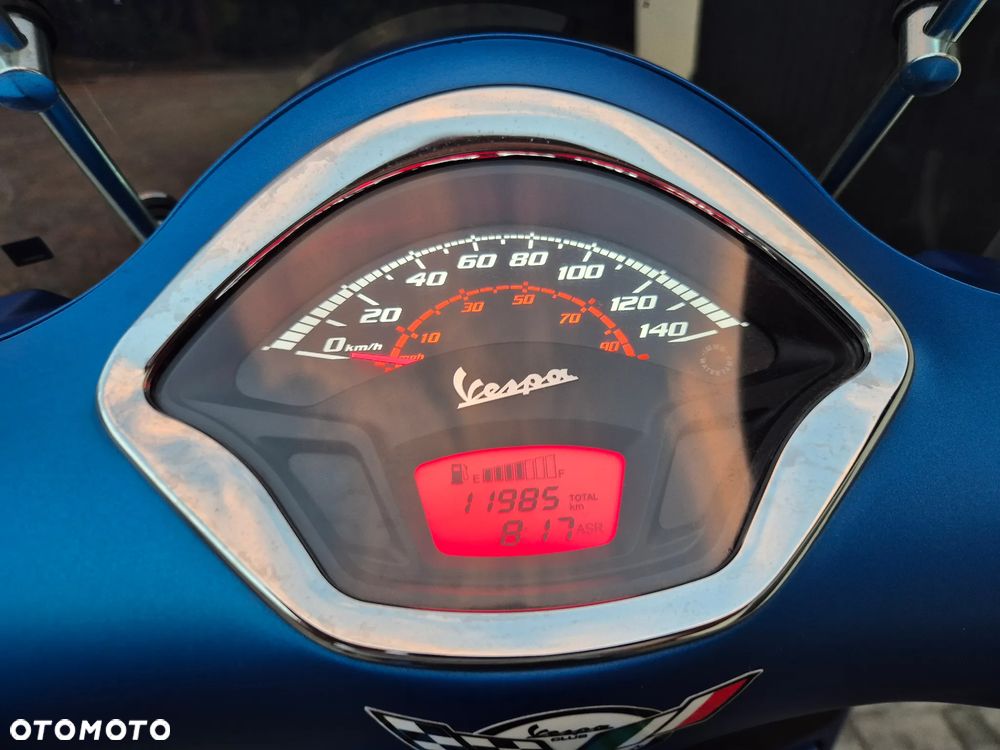 Vespa GTS - 33