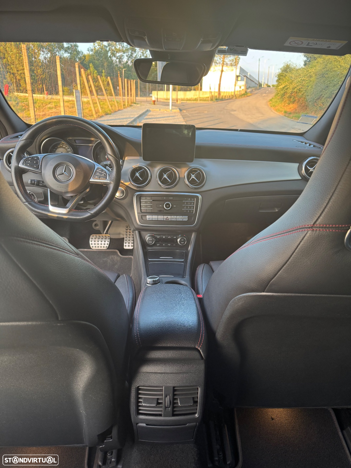 Mercedes-Benz GLA 220 d AMG Line 4-Matic - 10