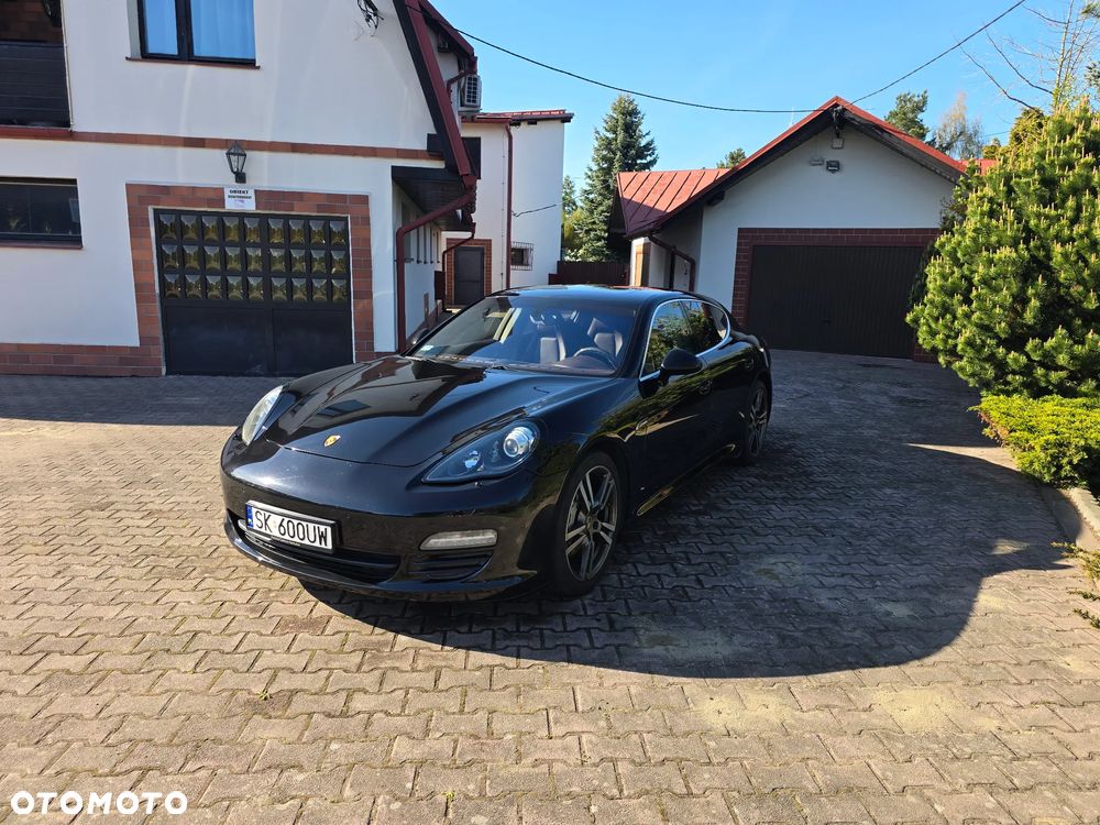 Porsche Panamera 4S - 10