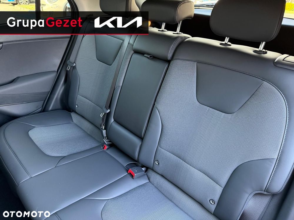 Kia Niro - 16