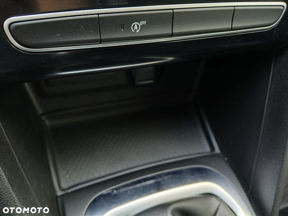 Renault Megane 1.3 TCe FAP Zen - 18