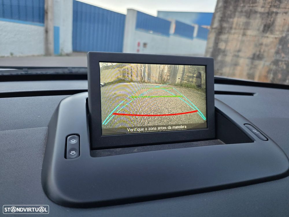 Peugeot 3008 1.2 PureTech Allure - 25