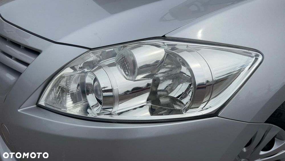 Toyota Auris 1.33 VVT-i Terra Start - 11