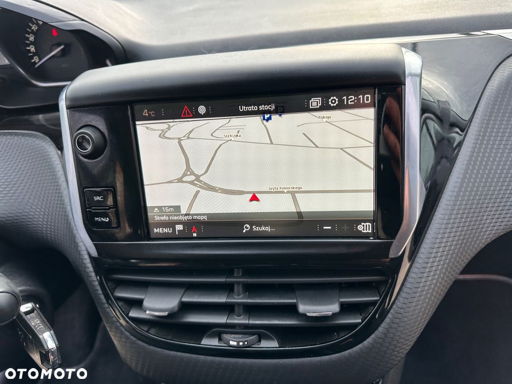 Peugeot 2008 PureTech 110 GPF EAT6 Black Edition - 8