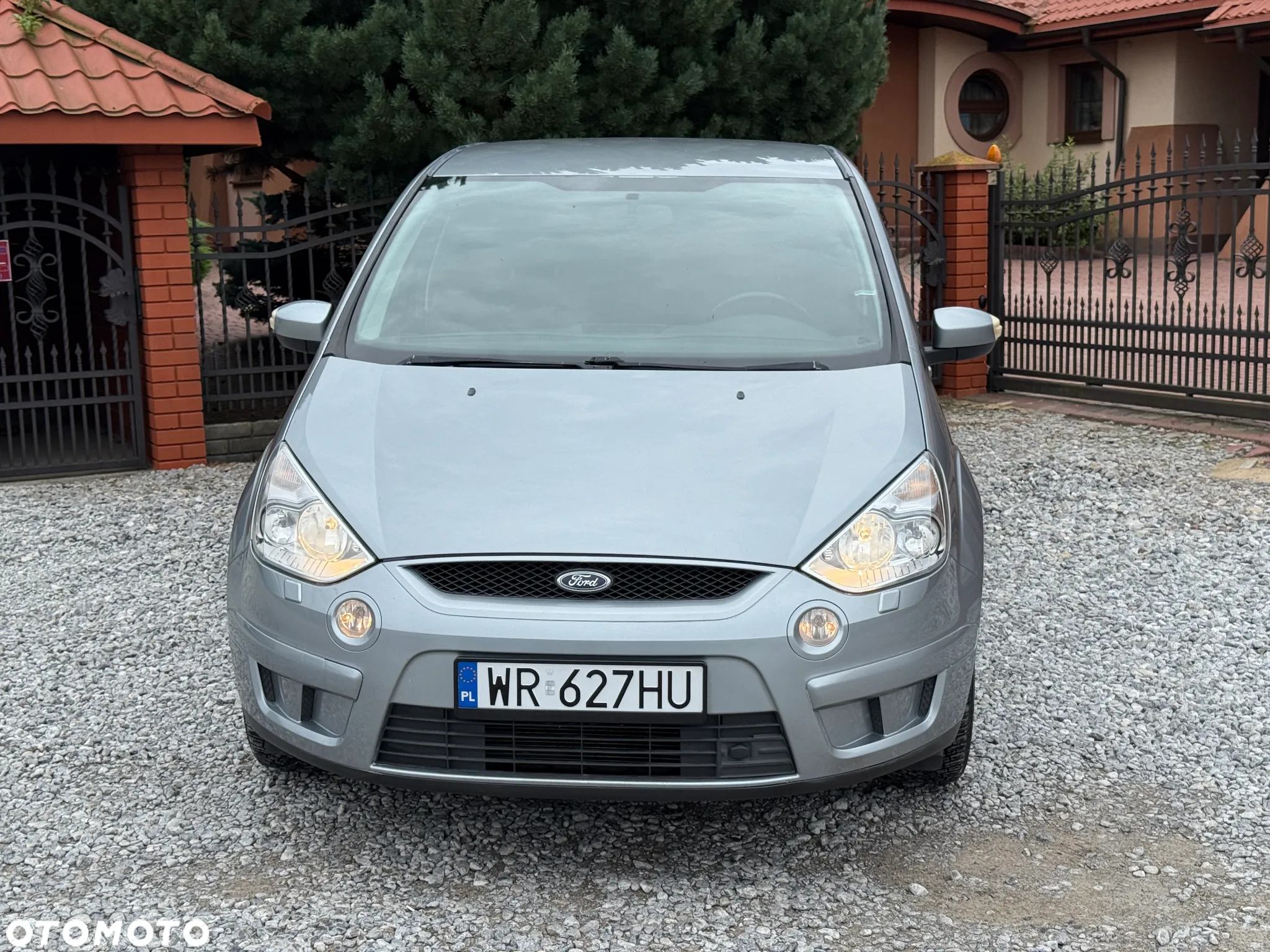 Ford S-Max - 9