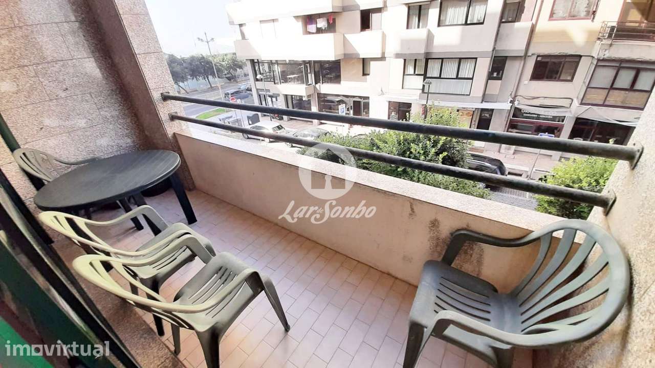 Apartamento T3 com garagem fechada na Póvoa de Varzim - Grande imagem: 2/24