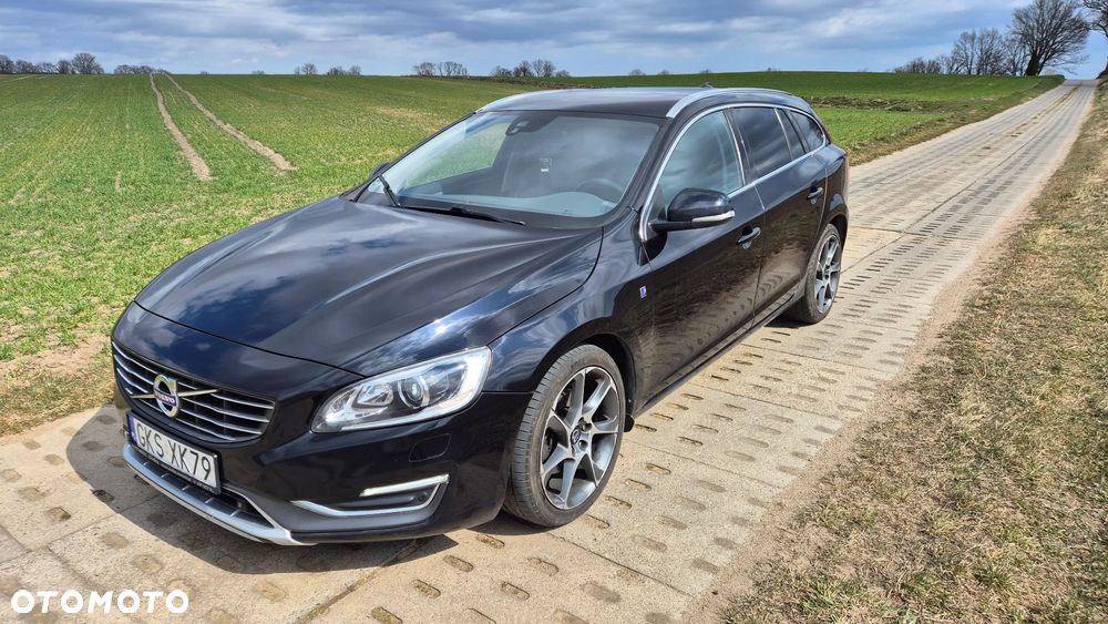 Volvo V60 D4 Drive-E Ocean Race - 1