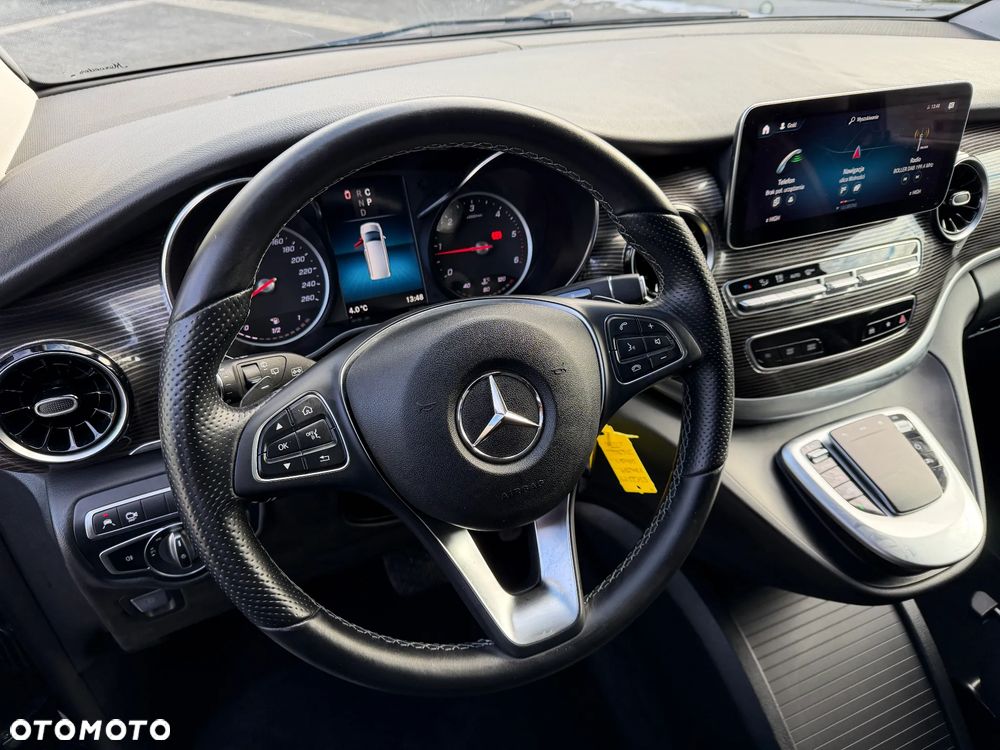 Mercedes-Benz Klasa V 300 d Extralang 9G-TRONIC Avantgarde - 11