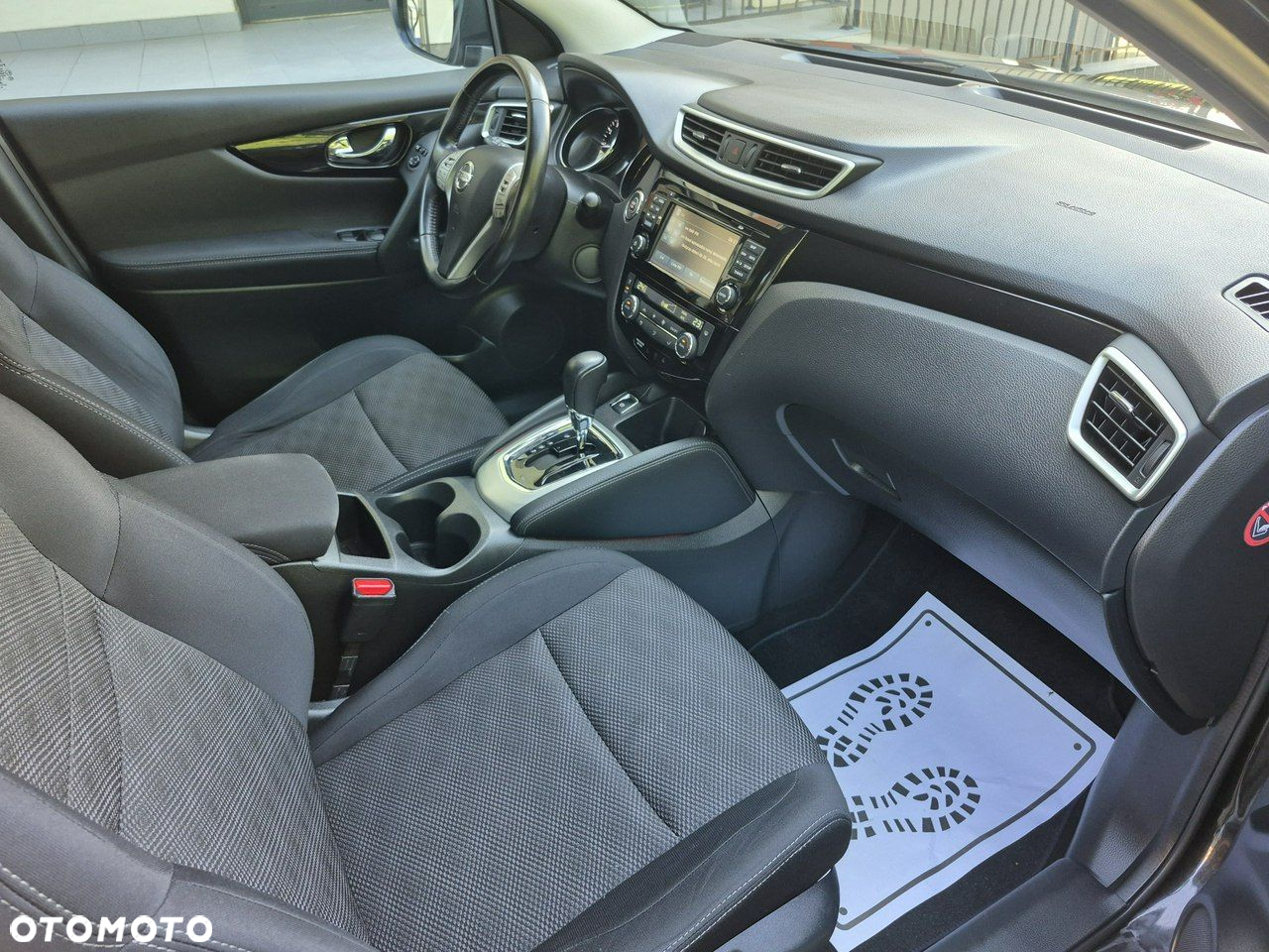 Nissan Qashqai - 14