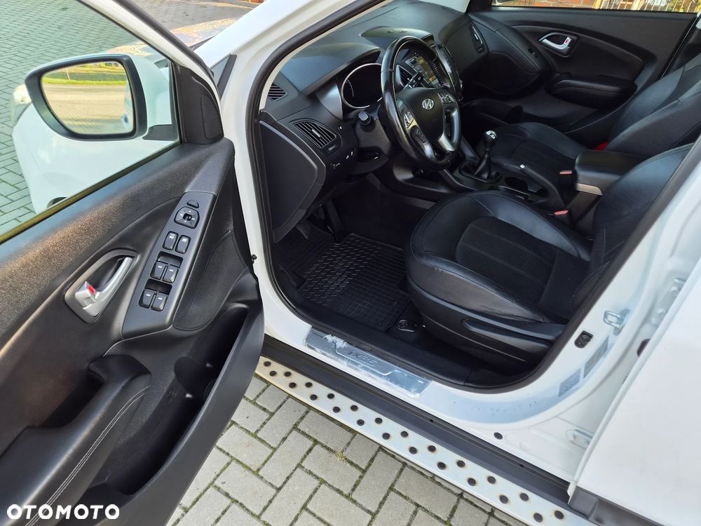 Hyundai ix35 1.7 CRDi 2WD blue Style - 9