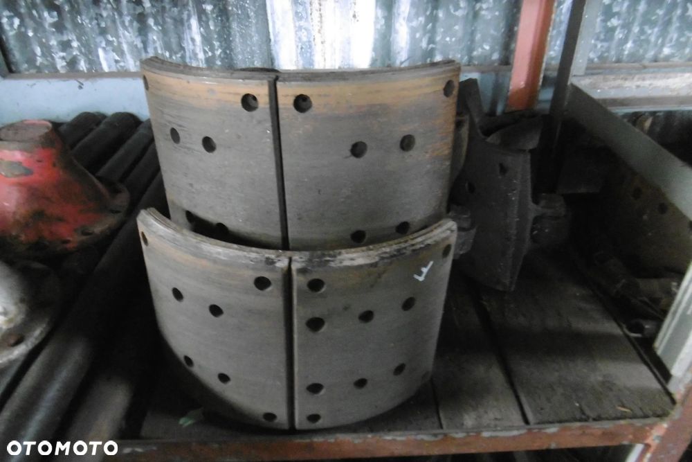 Szczęki Hamulcowe Man TGA F2000 6x4 8x4 6x6 - 4