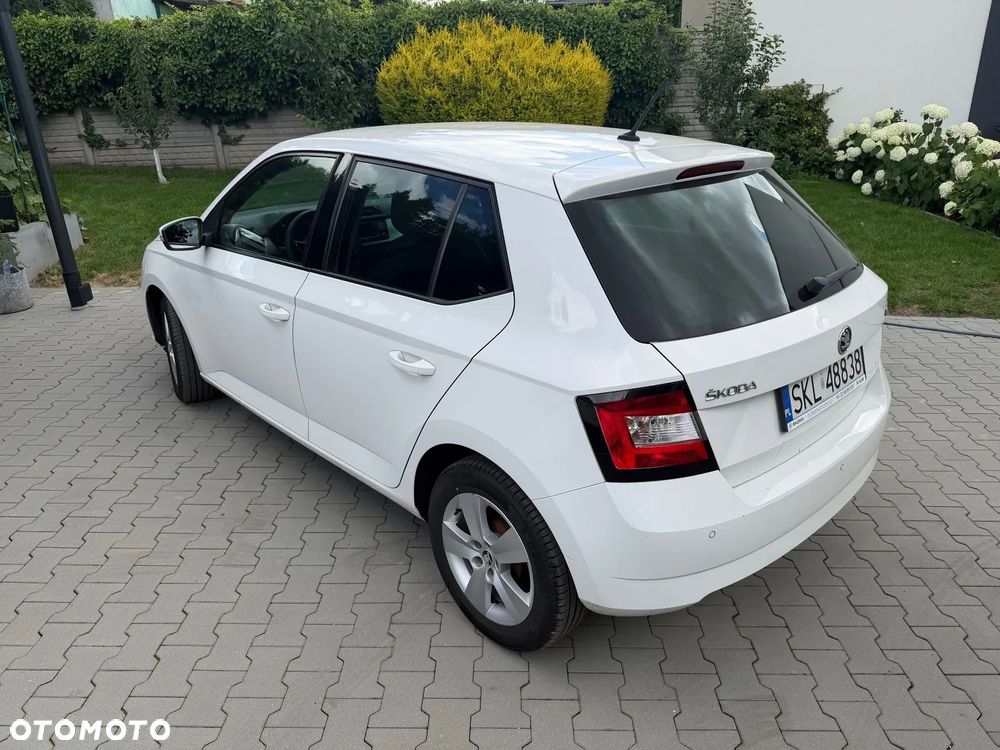Skoda Fabia 1.0 Ambition - 10