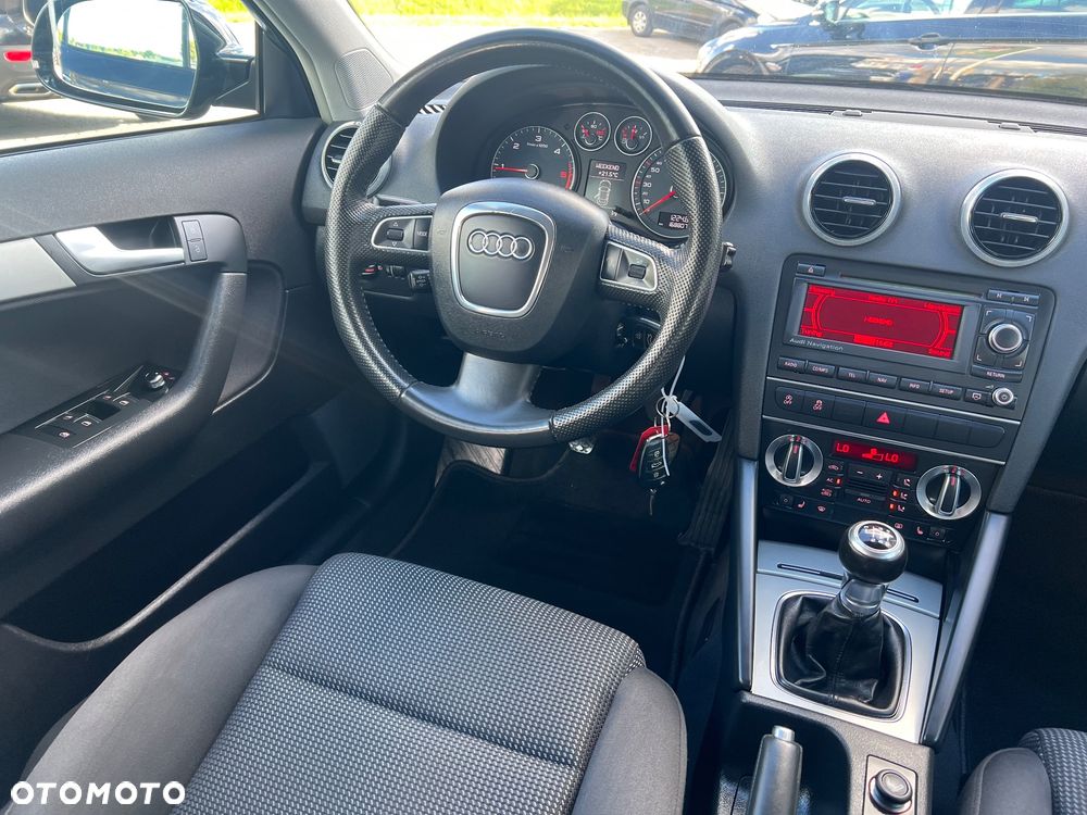 Audi A3 Sportback - 18