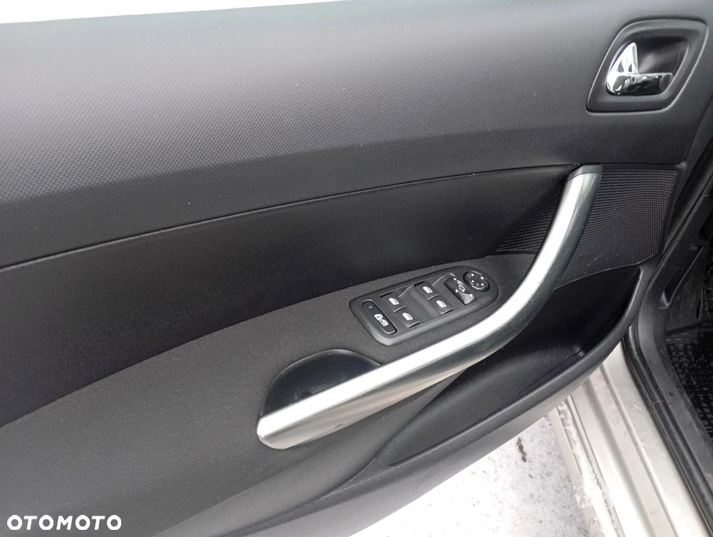 Peugeot 308 1.6 HDi Trendy - 12