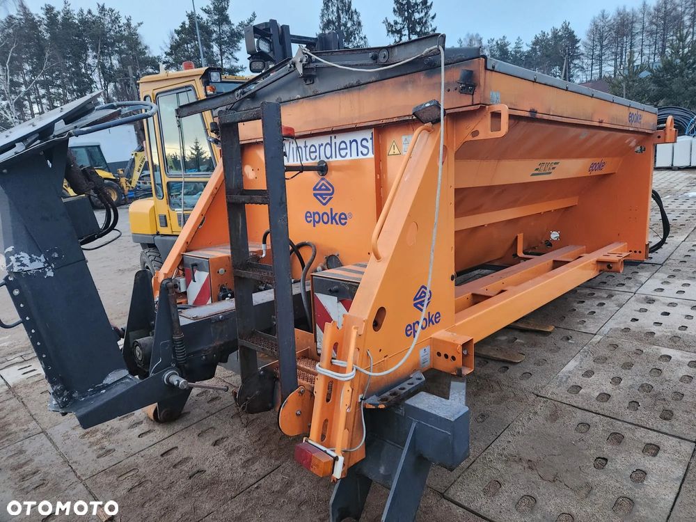 EPOKE SH3301 Piaskarka Solarka Posypywarka  Faktura VAT marża - 10