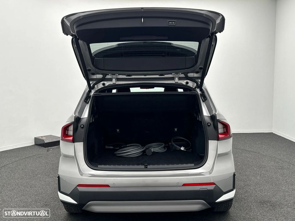 BMW iX1 xDrive30 - 21