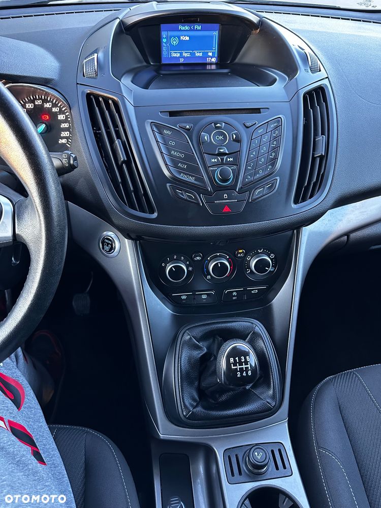 Ford Kuga - 18