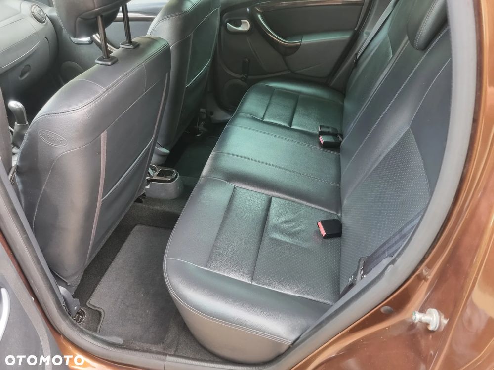 Dacia Duster 1.6 16V 4x2 Prestige - 10