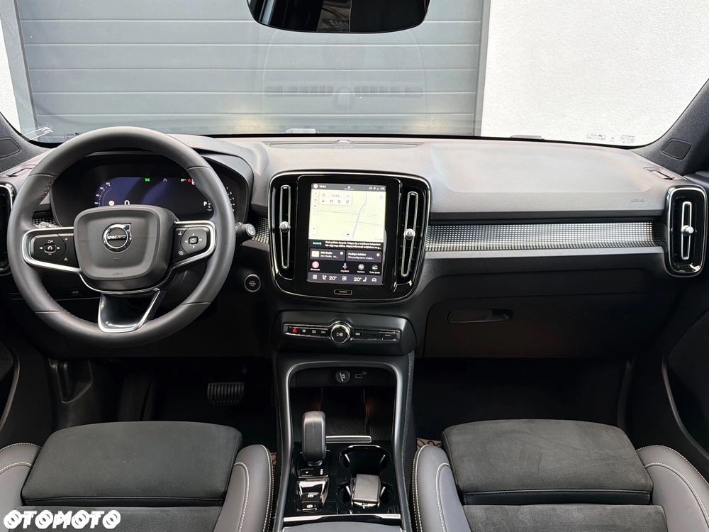 Volvo XC 40 B4 AWD Ultimate Dark - 8