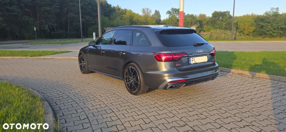 Audi A4 Avant 40 TDI Quattro S Line S tronic - 5