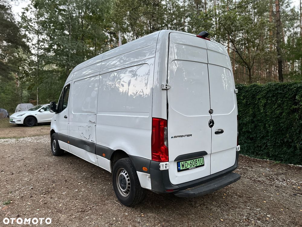 Mercedes-Benz eSprinter z pakietem darmowych przeglądów ASO - 6
