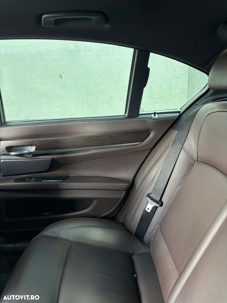 BMW Seria 7 750d xDrive - 8