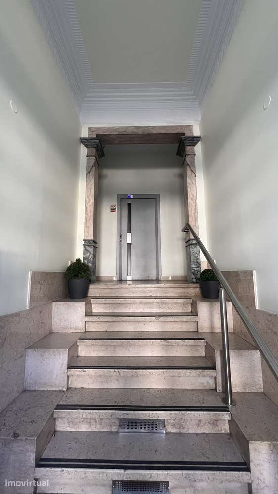 Apartamento T2+1 à venda na Avenida Rovisco Pais, 20 - Grande imagem: 3/49