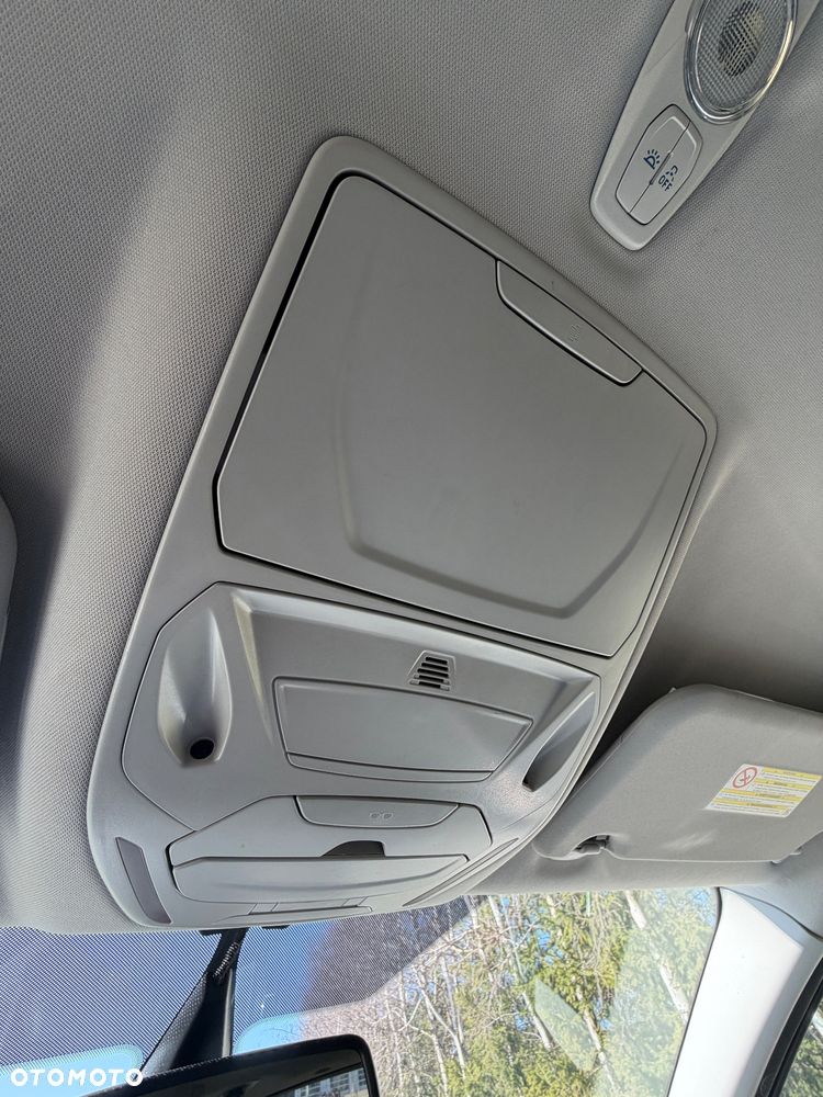 Ford C-MAX 1.6 TDCi Start-Stop-System Titanium - 20