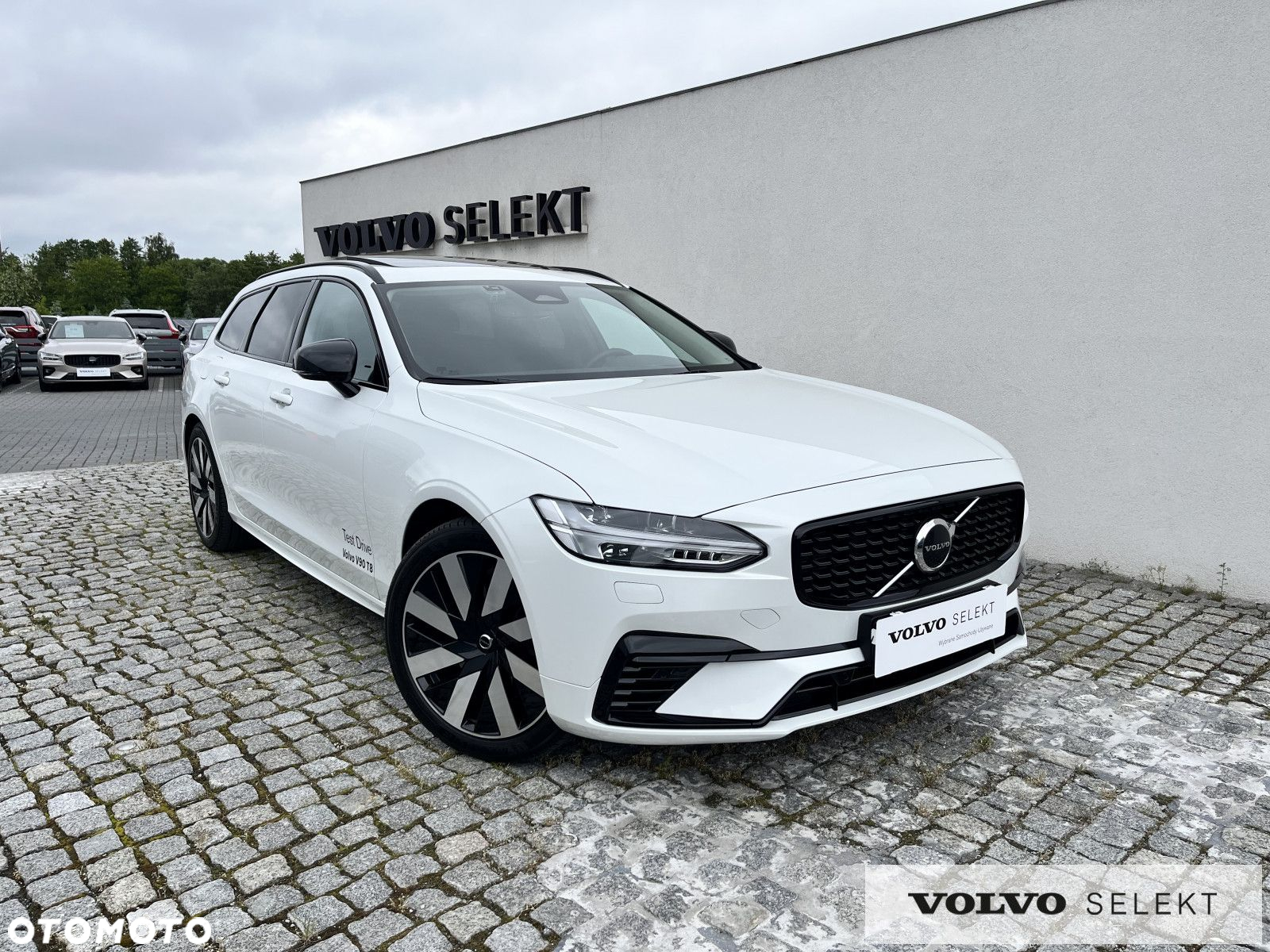 Volvo V90 - 36