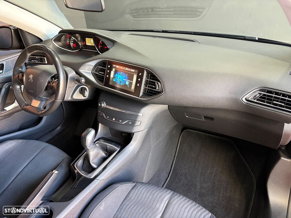 Peugeot 308 1.6 HDi Active - 16