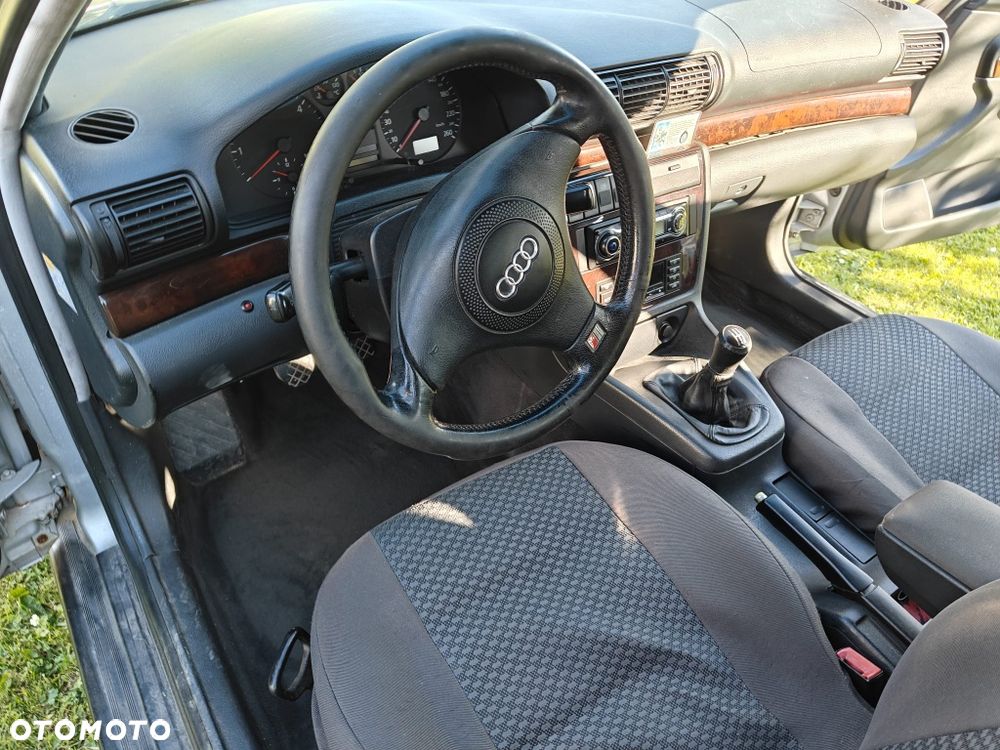 Audi A4 Avant - 7