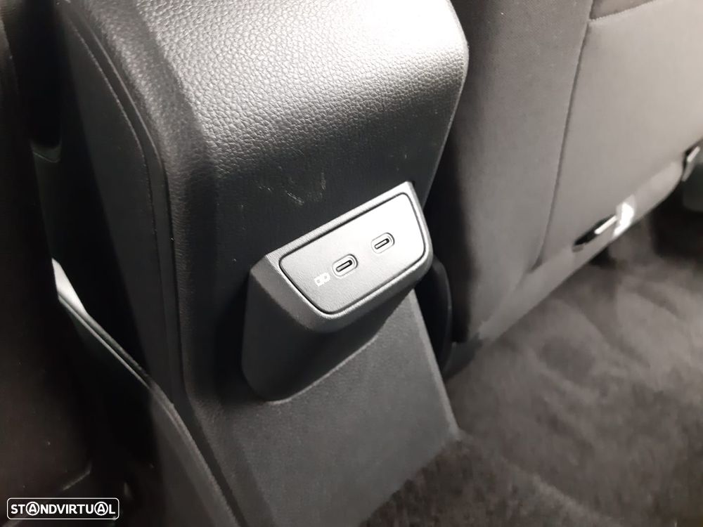 VW Taigo 1.0 TSI Urban - 18