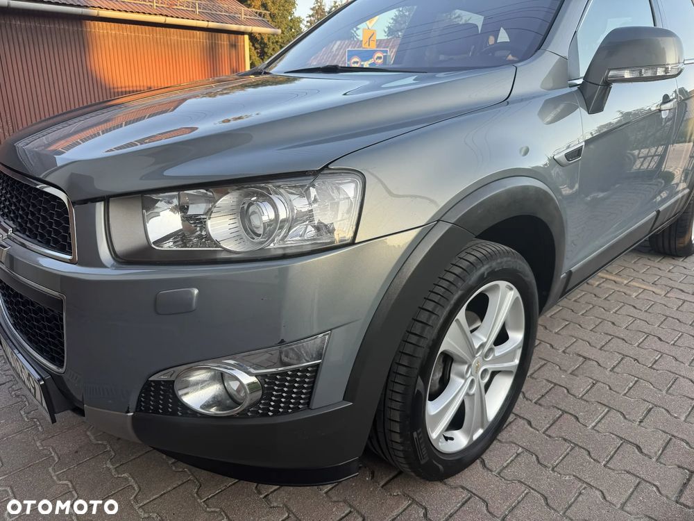 Chevrolet Captiva 2.2 D LTZ - 6