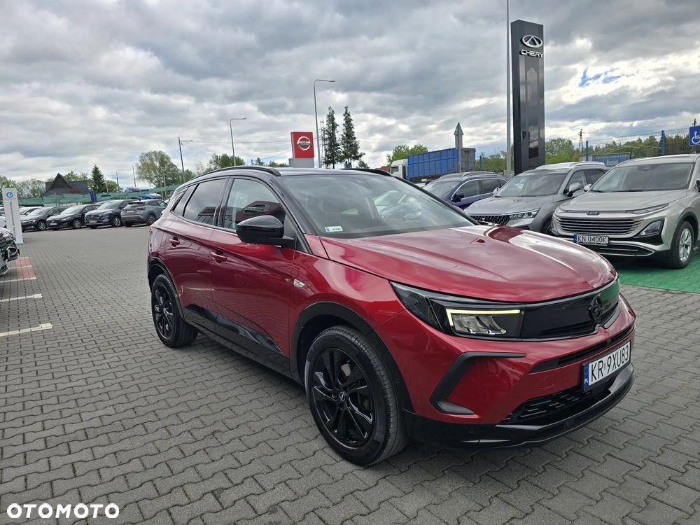 Opel Grandland 1.2 T Ultimate S&S - 3