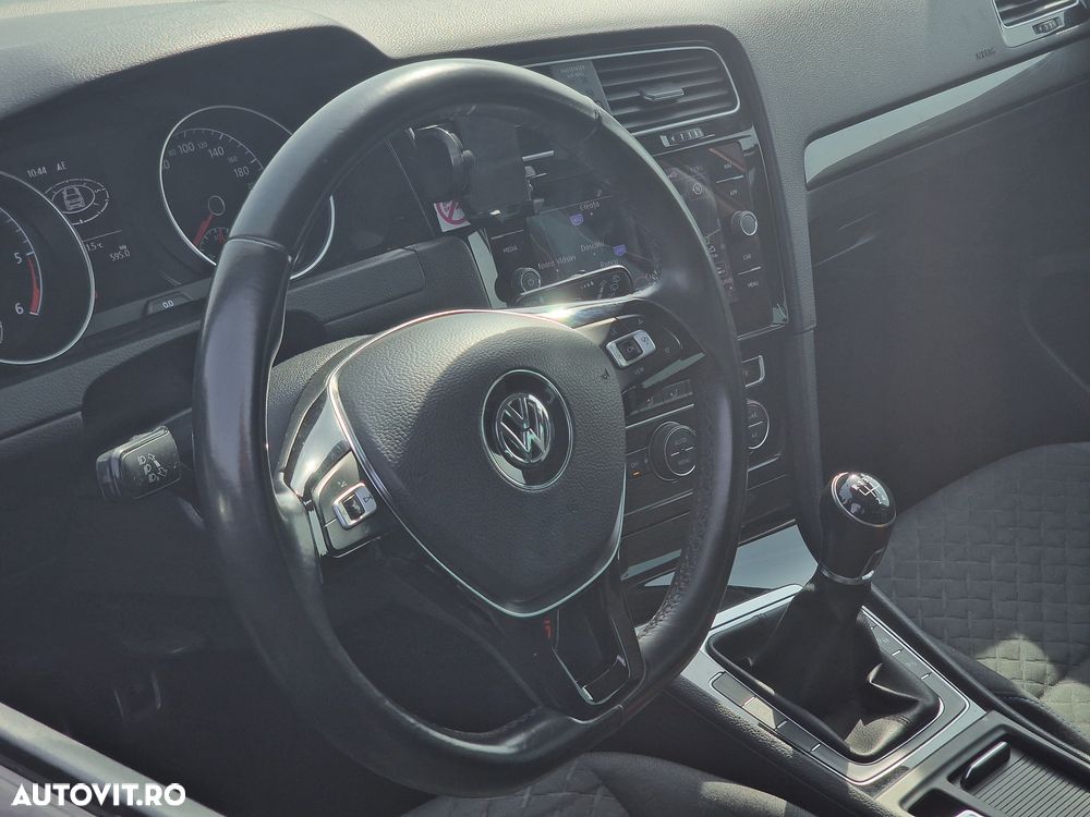 Volkswagen Golf 1.6 TDI Join - 8