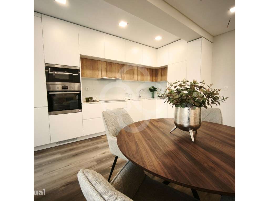 Apartamento T3 com muita luz em Bairro familiar em Benfica Lisboa - Grande imagem: 2/32